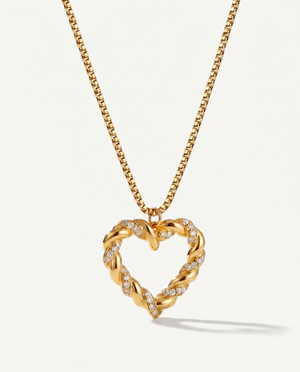 Amora Necklace
